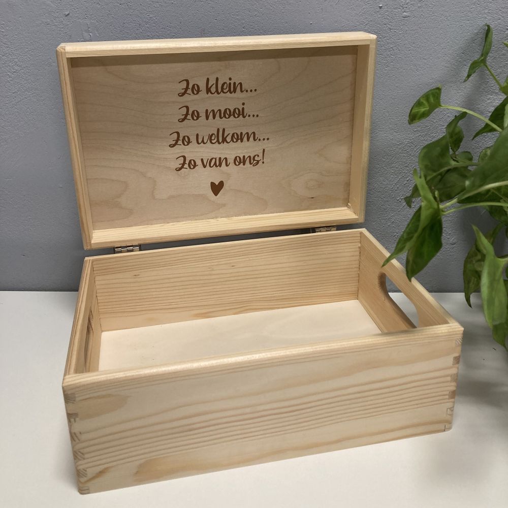 Een mooie gepersonaliseerde herinneringskist