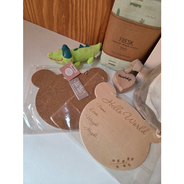 Cadeau set Baby Boy | Wandhangers, hydrofiel doek en knuffelen