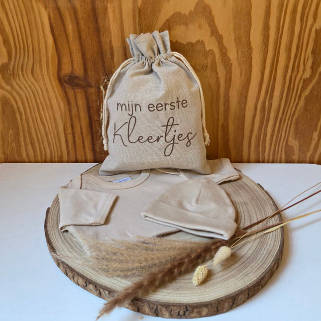 Bewaarzakje voor mijn eerste kleertjes