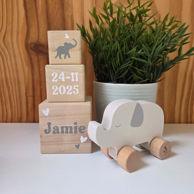 Kraamcadeau pakket Blokkentoren met Houten Olifant Jollein