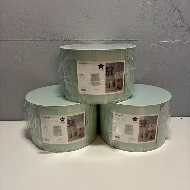 Collectie opbergboxen die bij ons uitgaan