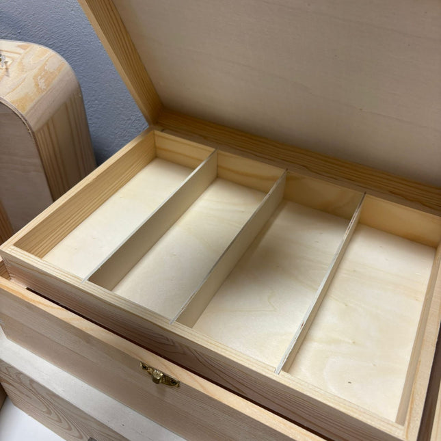 Collectie houten producten die bij ons uitgaan