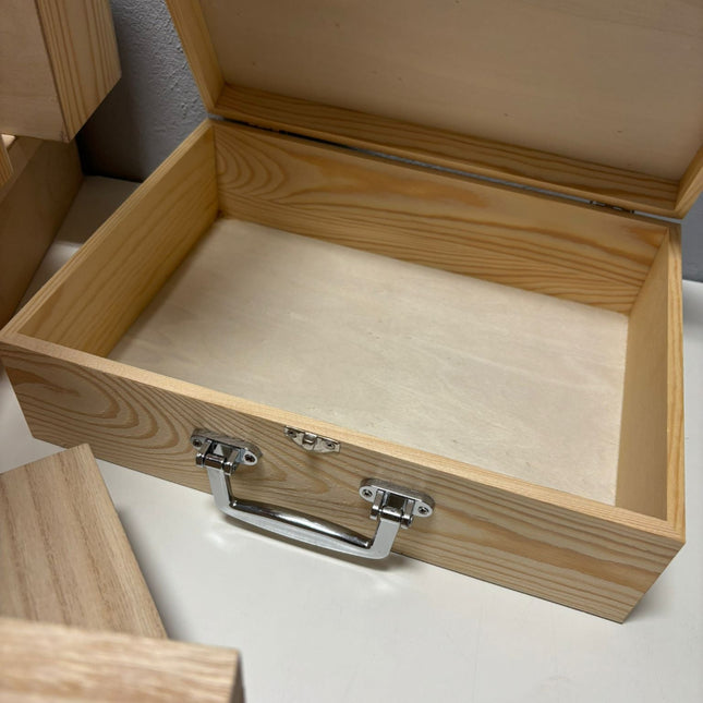 Collectie houten producten die bij ons uitgaan