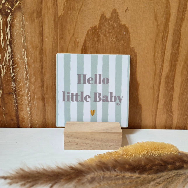 houten teksttegel met tekst little baby