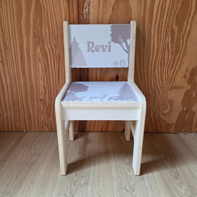 Kinderstoel met naam in mooi bosdieren thema