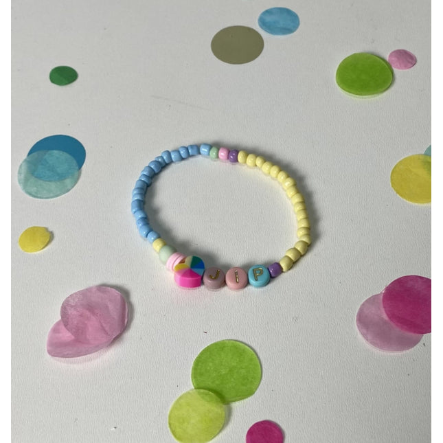 Armband met naam pastel