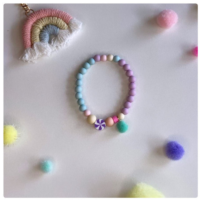 pastel rainbow armbandje