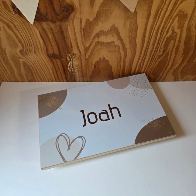 Sensorische zandlbak met naam en Dotsandleafs