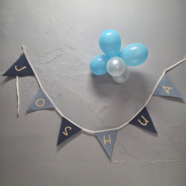 Verjaardagslinger | Blauw | Vlaggenlijn van Shuuske bedrukt met naam