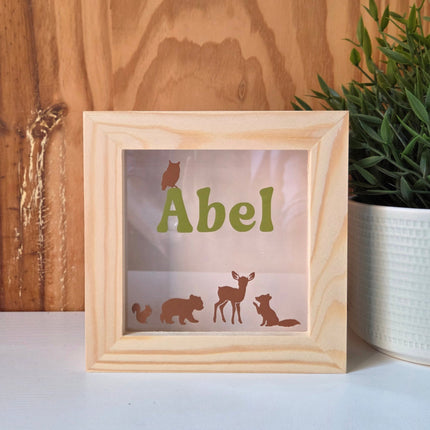 Houten spaarpot lijstje met naam en bosdieren