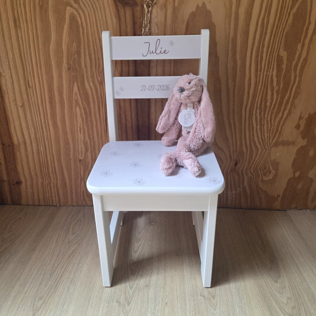 Houten kinderstoeltje met naam | Full color Daisy Flowers