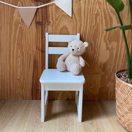 wit houten kinderstoeltje met naam
