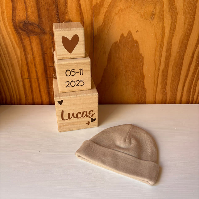 Kraampakketje Mutsje & Blokken | Kraamcadeau pakket klein