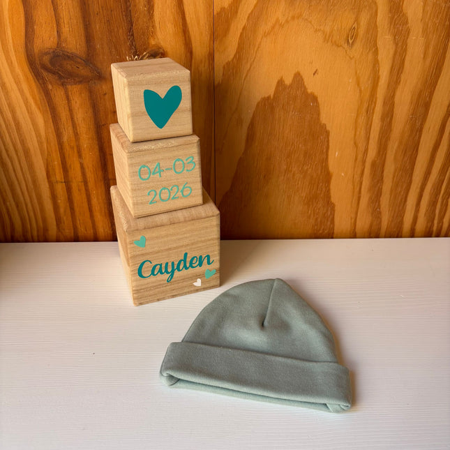 Kraampakketje Mutsje & Blokken | Kraamcadeau pakket klein