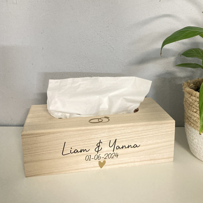 Houten tissue box met namen Bruidspaar | Huwelijks Cadeau