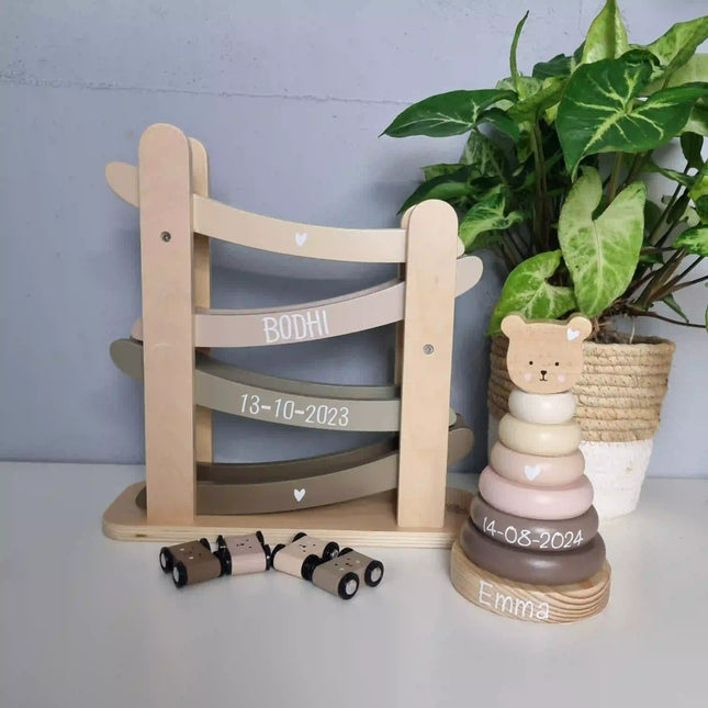 Houten auto roller met naam en datum